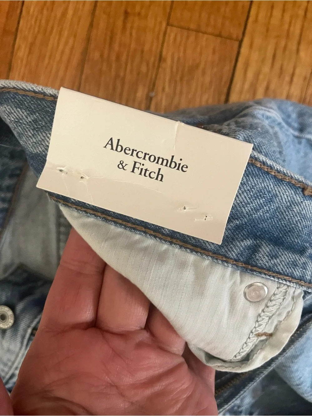 Abercrombie & Fitch Low Rise Ultra Loose Jeans – Size 25 – NWT - Picture 5 of 6